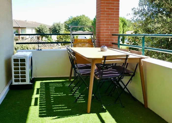 Au Country, Calme Avec Parking